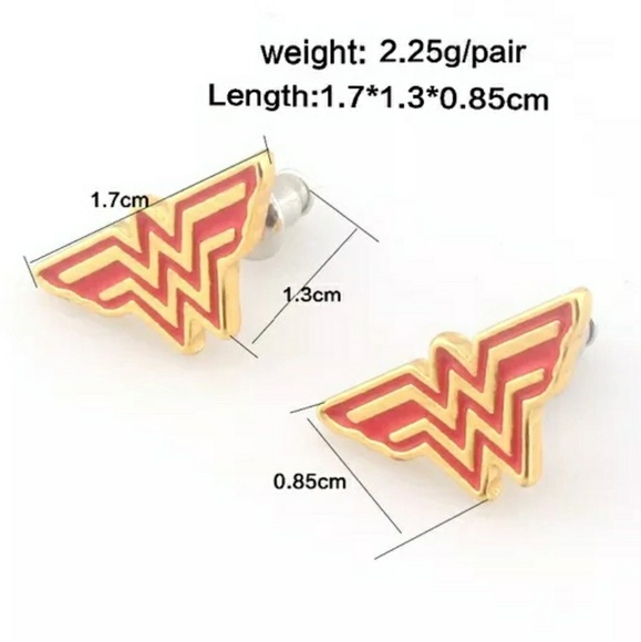 💥 Wonder Woman Earrings - Picture 3 of 6